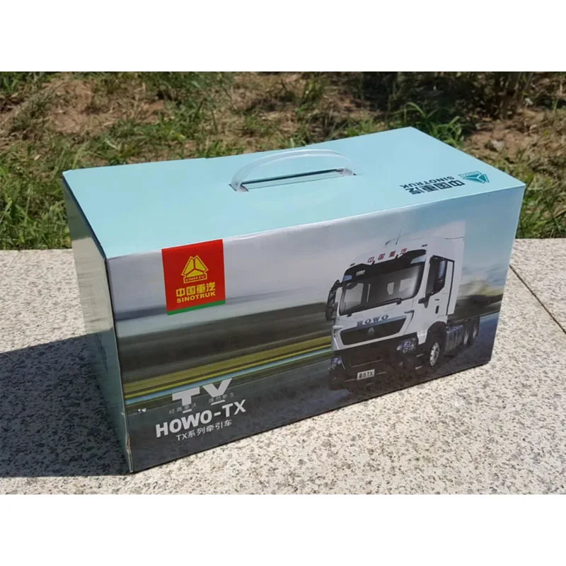 1:24 Scale Sinotruk HOWO TX Truck Classic Simulation Alloy Toy Model Scene Decoration Collectible Souvenir
1:24 Scale Sinotruk HOWO TX Truck Classic Simulation Alloy Toy Model Scene Decoration Collectible Souvenir