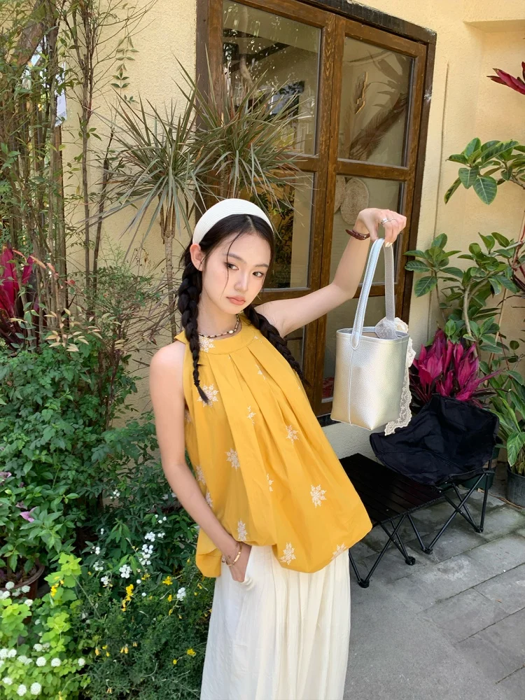 Женский свободный повседневный топ Yang Bubble с вышивкой, прямого кроя, для поездок на работу, лето 2025
Женский свободный повседневный топ Yang Bubble с вышивкой, прямого кроя, для поездок на работу, лето 2025