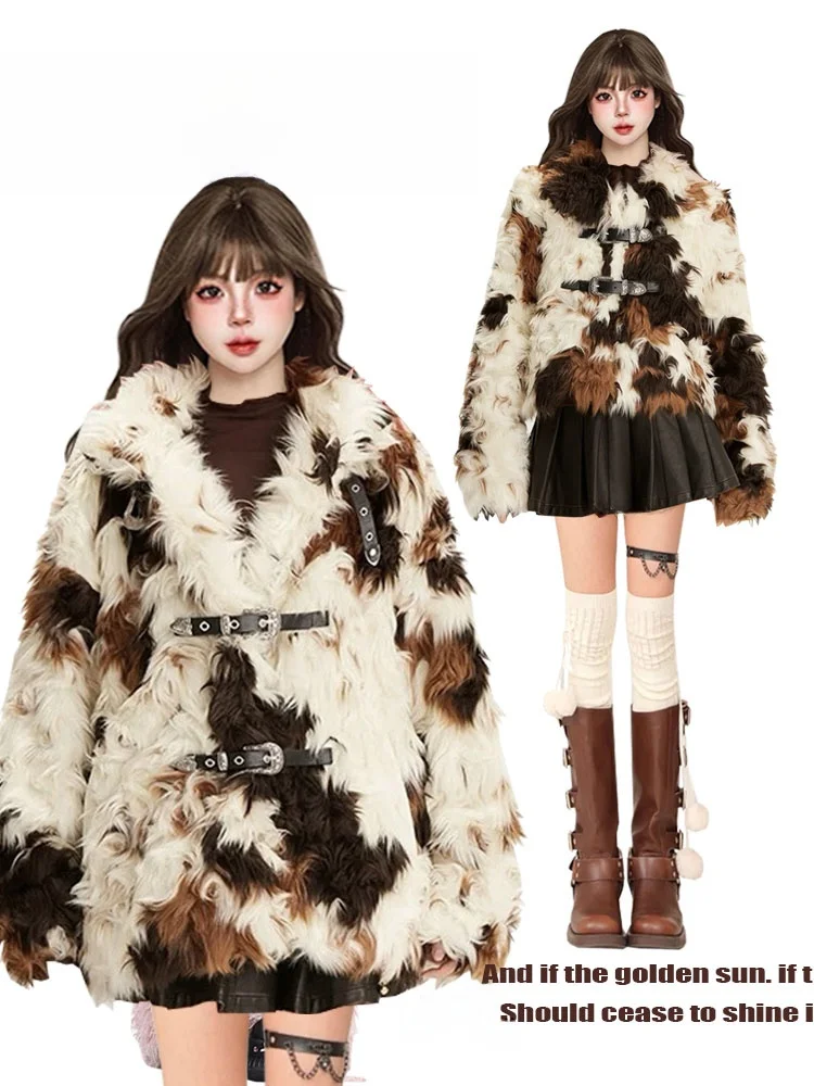 Eco-Friendly 2025 Fur Short Coat Women's Fashion Collar Button up Warm Thickened Outerwear Contrast Color V-Neck Long Sleeve
Eco-Friendly 2025 Fur Short Coat Women's Fashion Collar Button up Warm Thickened Outerwear Contrast Color V-Neck Long Sleeve