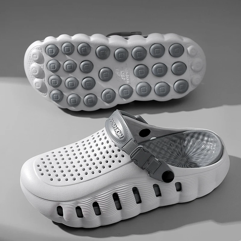 Men's Sandals Flip Flops Summer EVA Hole Shoes Beach Clogs Women Men Home Slippers Outdoor Garden Shoes Large Size 45
Men's Sandals Flip Flops Summer EVA Hole Shoes Beach Clogs Women Men Home Slippers Outdoor Garden Shoes Large Size 45