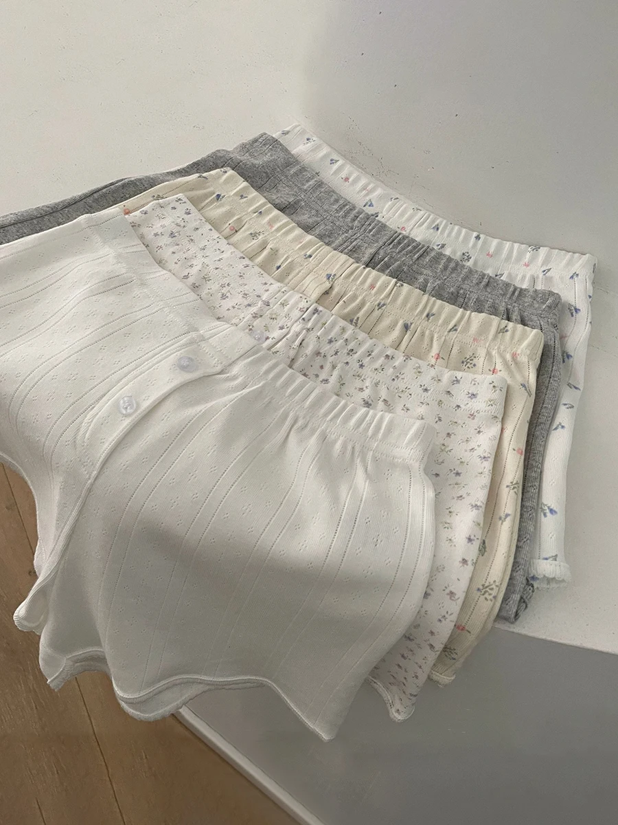 Floral Eyelet Cotton Boxer Shorts Woman Summer Two Buttons Elastic Waist Straight Short Pants Sweet Cute Home Pajama Sweatshorts
Floral Eyelet Cotton Boxer Shorts Woman Summer Two Buttons Elastic Waist Straight Short Pants Sweet Cute Home Pajama Sweatshorts