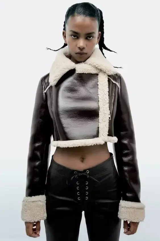 2023 Autumn Winter Women Thick Warm Faux Leather Shearling Short Jacket Ladies Vintage Coat Female Outerwear Chic Tops
2023 Autumn Winter Women Thick Warm Faux Leather Shearling Short Jacket Ladies Vintage Coat Female Outerwear Chic Tops