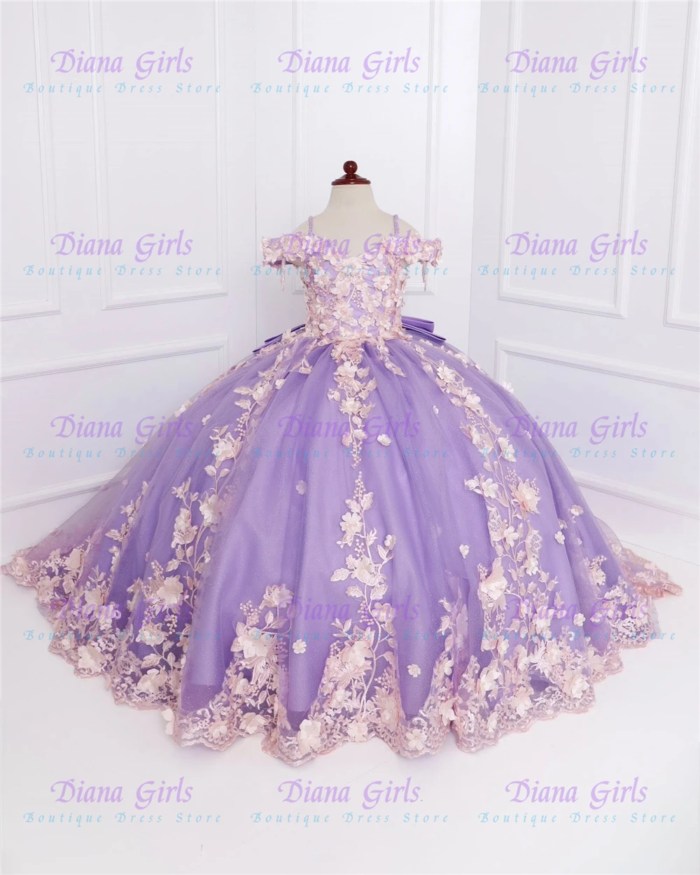 Luxury Flower Girl Dress Quality Tulle Fluffy with Flowers Applique for Wedding Little Princess Birthday Party Evening Gowns
Luxury Flower Girl Dress Quality Tulle Fluffy with Flowers Applique for Wedding Little Princess Birthday Party Evening Gowns