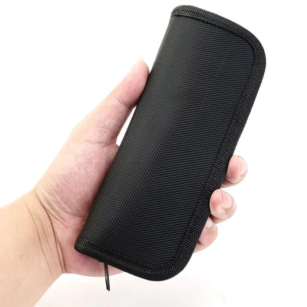 Portable Zipper Knife Bag Double Sided Universal Knife Sleeve Outdoor Carry Protective Knife Pouch
Portable Zipper Knife Bag Double Sided Universal Knife Sleeve Outdoor Carry Protective Knife Pouch