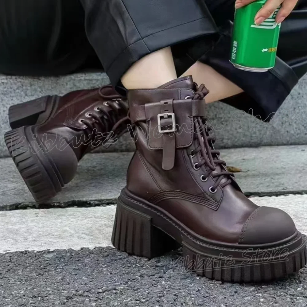 Pocket Belt Buckle Ankle Boots Platform Round Big Toe Chunky Heels Lace-Up Leather Solid Color Fashion Luxury Elegant Shoes New
Pocket Belt Buckle Ankle Boots Platform Round Big Toe Chunky Heels Lace-Up Leather Solid Color Fashion Luxury Elegant Shoes New