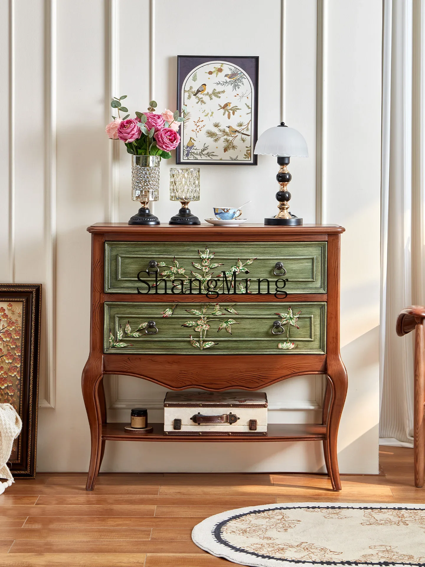 CL painted two-bucket entrance cabinet, living room partition decoration storage locker
CL painted two-bucket entrance cabinet, living room partition decoration storage locker