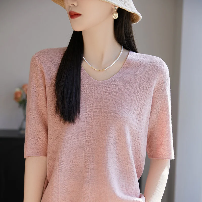 Summer new knitted wool women's sweater short sleeved casual solid color V-neck top T-shirt loose Korean version soft pullover
Summer new knitted wool women's sweater short sleeved casual solid color V-neck top T-shirt loose Korean version soft pullover