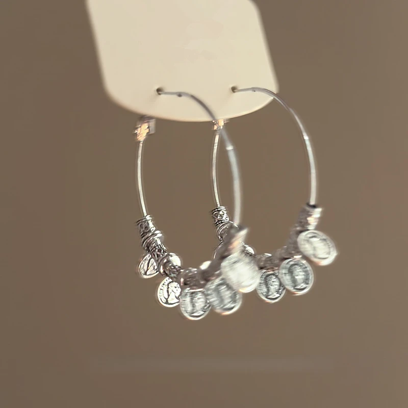 Vintage Coin Hoop Earrings For Women Creative New Statement Big Round Circle Earings Jewelry Wholesale
Vintage Coin Hoop Earrings For Women Creative New Statement Big Round Circle Earings Jewelry Wholesale