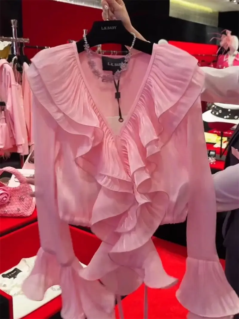 New Super Fairy Sweet Age Reducing Hoodie V-neck Lotus Leaf Edge Petal Horn Sleeve Lace up Long Sleeve Pink Shirt
New Super Fairy Sweet Age Reducing Hoodie V-neck Lotus Leaf Edge Petal Horn Sleeve Lace up Long Sleeve Pink Shirt