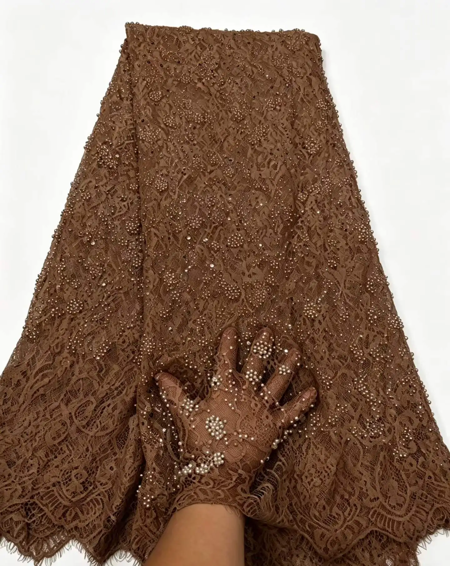 2026 African Sequins Beaded Lace Fabrics 3 Meters High Quality Embroidery Lace French Nigerian Lace Fabric For Wedding Sewing
2026 African Sequins Beaded Lace Fabrics 3 Meters High Quality Embroidery Lace French Nigerian Lace Fabric For Wedding Sewing