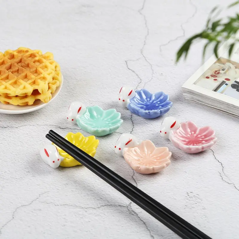 Creative Ceramic Little Rabbit Plum Blossom Chopstick Stand, Chopstick Tray, Little White Rabbit Chopstick Pillow
Creative Ceramic Little Rabbit Plum Blossom Chopstick Stand, Chopstick Tray, Little White Rabbit Chopstick Pillow