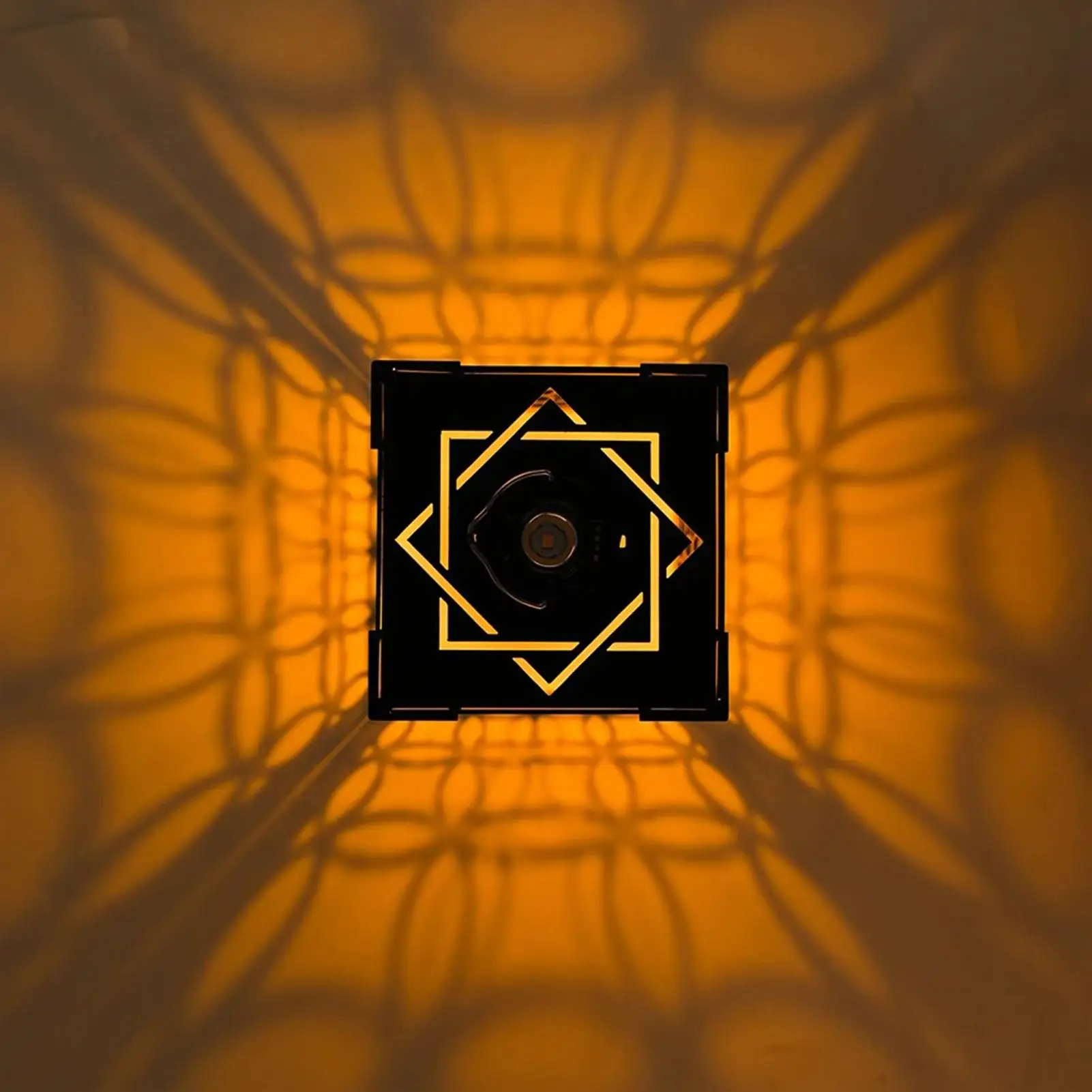 Металлический абажур, железный полый съемный портативный принадлежности для кемпинга, черный металлический абажур для кемпинга, крыльца, лужайки на заднем дворе
Металлический абажур, железный полый съемный портативный принадлежности для кемпинга, черный металлический абажур для кемпинга, крыльца, лужайки на заднем дворе