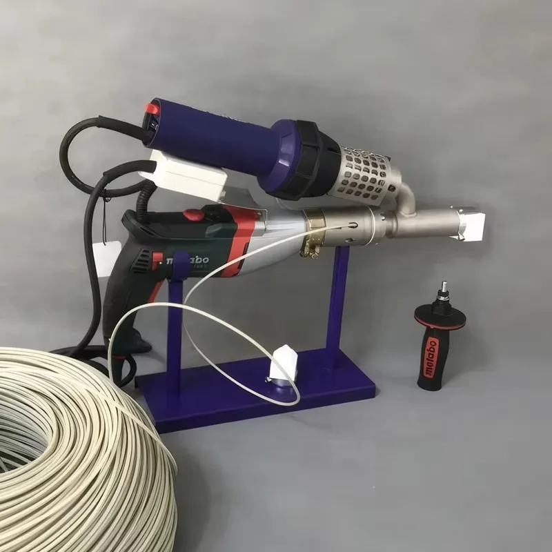 BE1300 Extrusion Plastic Welding Gun - 500L/min Preheating Airflow Screw Drive 1.8-2.0kg/h Extrusion Rate
BE1300 Extrusion Plastic Welding Gun - 500L/min Preheating Airflow Screw Drive 1.8-2.0kg/h Extrusion Rate