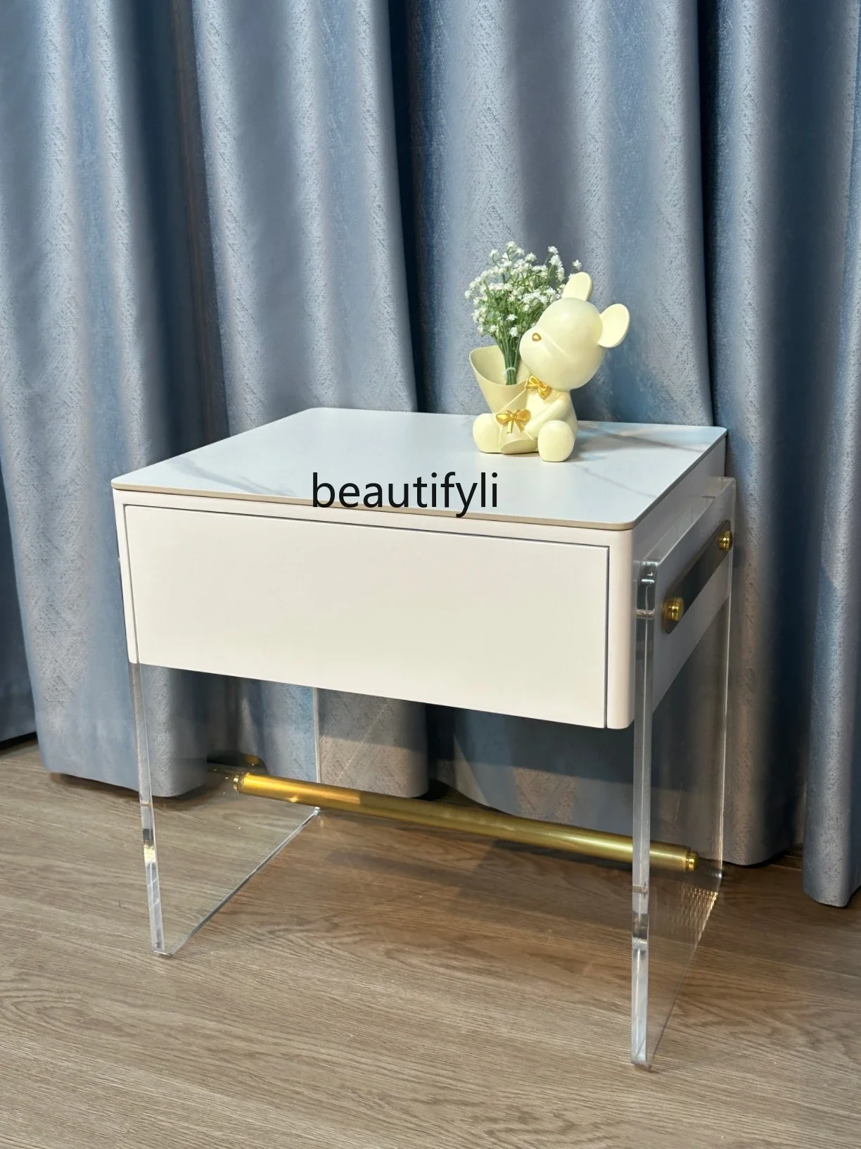 Suspended Solid Wood Paint Bedside Table Acrylic Modern Simple Small Apartment Light Luxury Bedside Storage Cabinet
Suspended Solid Wood Paint Bedside Table Acrylic Modern Simple Small Apartment Light Luxury Bedside Storage Cabinet