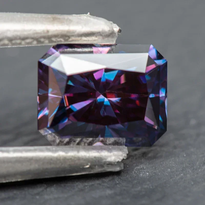 Moissanite Radiant Cut Imperial Purple Color VVS1 with GRA Certificate for Gemstone Charms Beads for jewel making
Moissanite Radiant Cut Imperial Purple Color VVS1 with GRA Certificate for Gemstone Charms Beads for jewel making