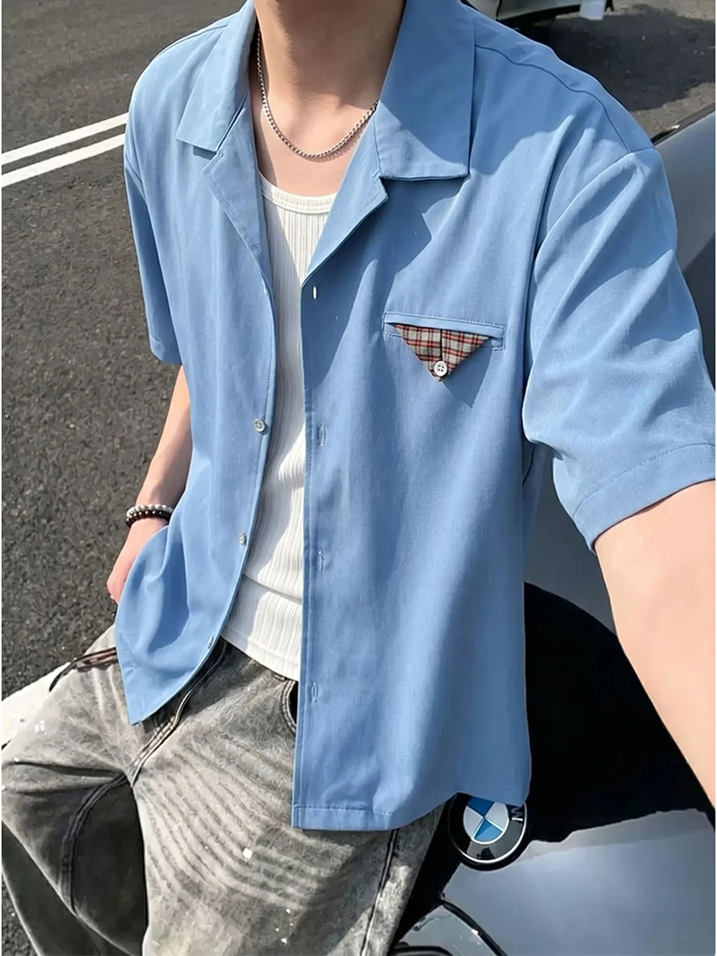 Cleanfit Light Blue Ice Silk Denim Short Sleeve Shirt Men Summer Thin Cuban Collar Beach Shirt Loose Fit Breathable Polyester
Cleanfit Light Blue Ice Silk Denim Short Sleeve Shirt Men Summer Thin Cuban Collar Beach Shirt Loose Fit Breathable Polyester