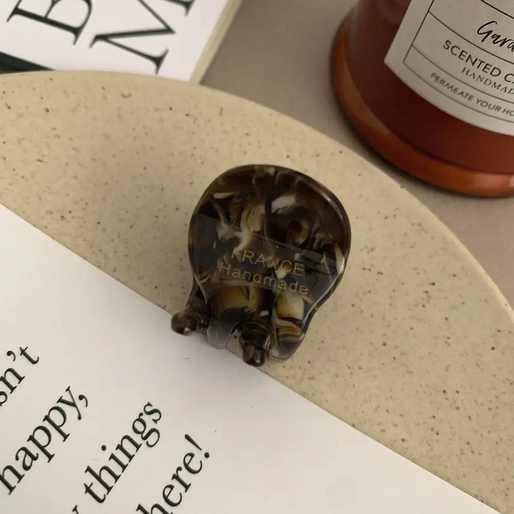 Заколки для волос для девочек, мини-заколки-крокодилы в виде акулы, заколки-крабы для вечеринок, корейские заколки для волос, женские заколки-крабы, заколки-крабы с буквами, заколки-крабы из ацетата
Заколки для волос для девочек, мини-заколки-крокодилы в виде акулы, заколки-крабы для вечеринок, корейские заколки для волос, женские заколки-крабы, заколки-крабы с буквами, заколки-крабы из ацетата