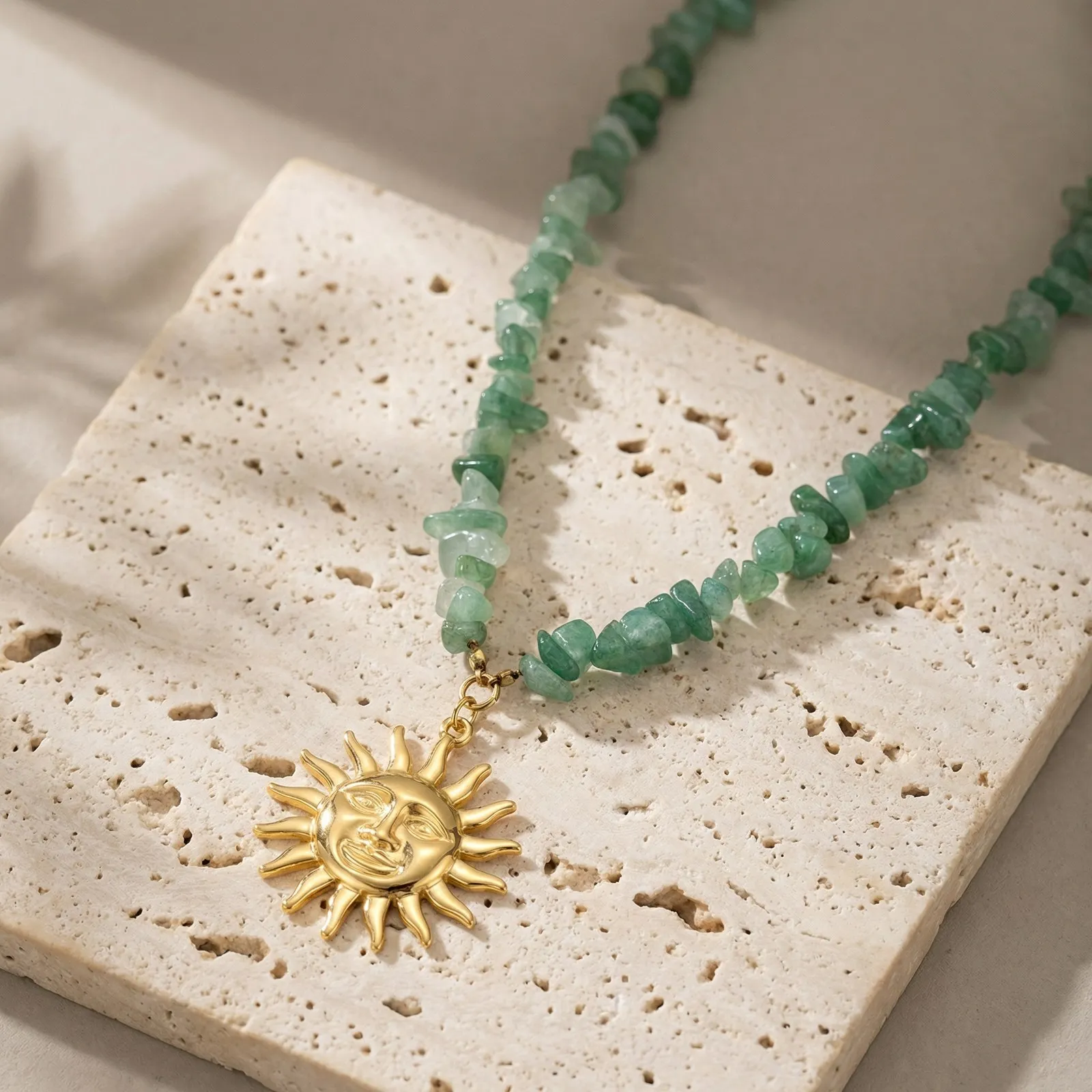 Natural Green Aventurine Healing Crystal Beads Chain Necklace, Stainless Steel Sunflower Pendant, Bohemian Women's Choker
Natural Green Aventurine Healing Crystal Beads Chain Necklace, Stainless Steel Sunflower Pendant, Bohemian Women's Choker