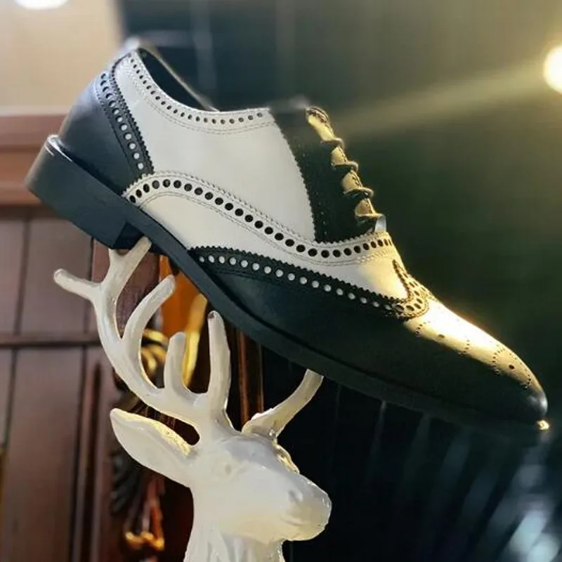 White Black Formal Business Shoes Handmade Genuine Leather Fashion Mens Wedding Dress Shoes White Black
White Black Formal Business Shoes Handmade Genuine Leather Fashion Mens Wedding Dress Shoes White Black