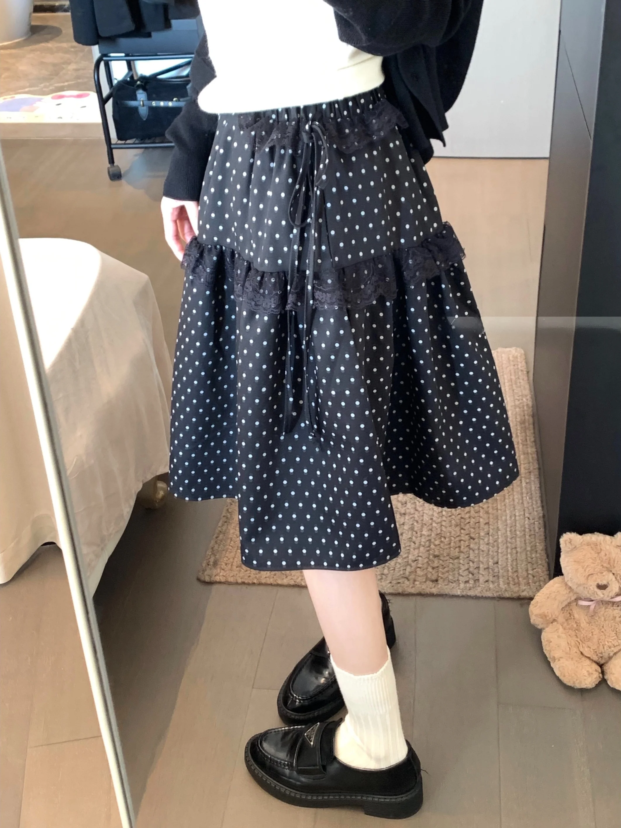 Retro Grey Polka Dot A-Line Skirt Women's Summer 2026 New Mid-Length Design Lace Splicing Half Skirt Sweet Style High Waist E...
Retro Grey Polka Dot A-Line Skirt Women's Summer 2026 New Mid-Length Design Lace Splicing Half Skirt Sweet Style High Waist E...