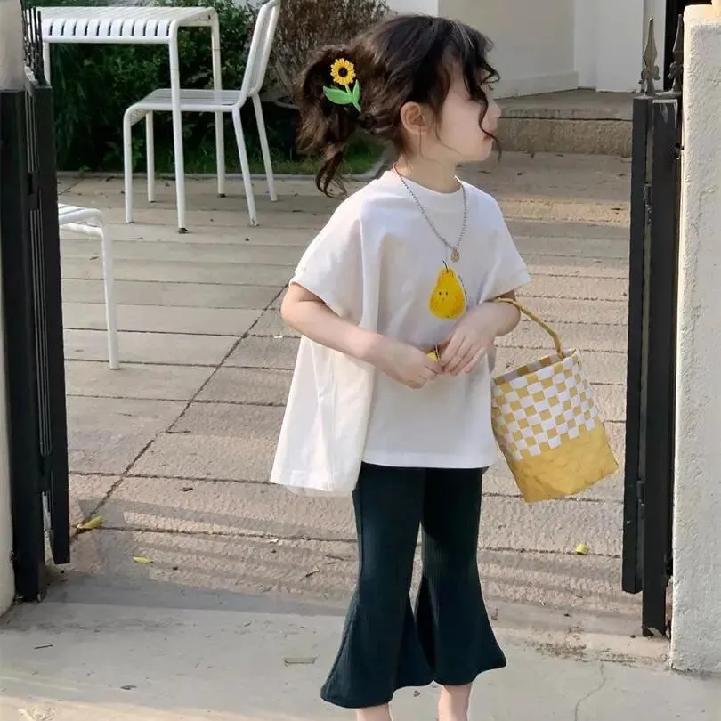 Girls Summer Fashion Set Korean Style Loose Short Sleeve T-Shirt And Flared Pants Two-Piece Children's Outfit
Girls Summer Fashion Set Korean Style Loose Short Sleeve T-Shirt And Flared Pants Two-Piece Children's Outfit