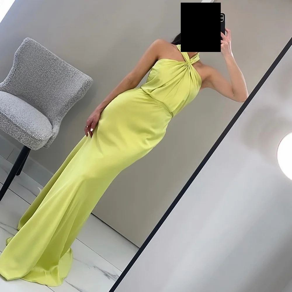 Customized Fashion Satin Evening Dress High Quality Halter Sleeveless Bespoke Occasion Gowns Saudi Arabia 2025 Custom Made
Customized Fashion Satin Evening Dress High Quality Halter Sleeveless Bespoke Occasion Gowns Saudi Arabia 2025 Custom Made
