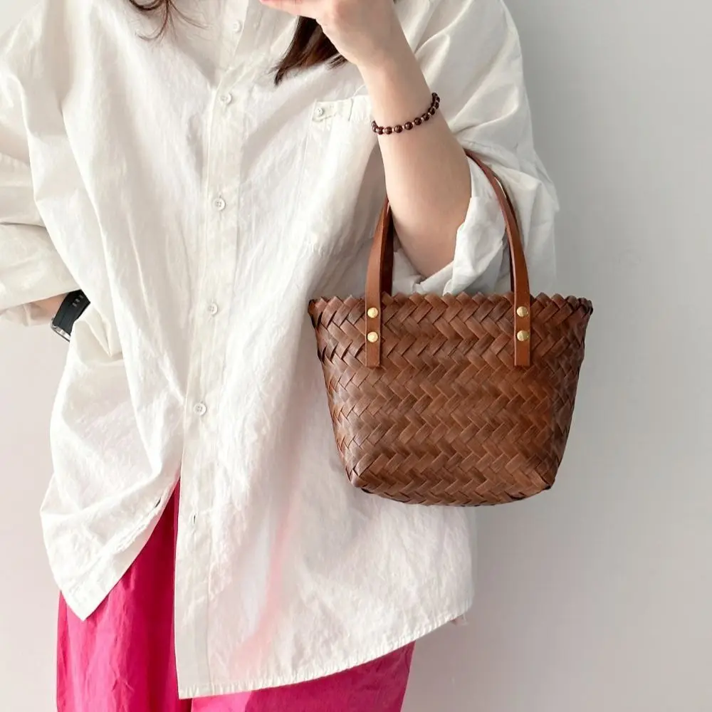 Simple Shoulder Bag Weave Bag Tote Bag Handbag Vegetable Basket Bag Shopping Bag Bohemian Style Girls
Simple Shoulder Bag Weave Bag Tote Bag Handbag Vegetable Basket Bag Shopping Bag Bohemian Style Girls