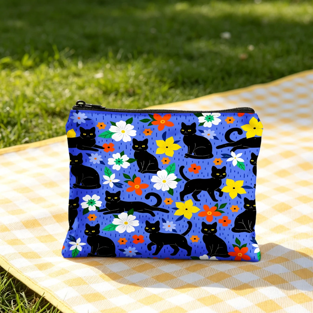 Casual Handbag Blue Black Cats And Colorful Flowers Tote Bags And Makeup Bag Combination For Everyday Use Travel Portable Pouch
Casual Handbag Blue Black Cats And Colorful Flowers Tote Bags And Makeup Bag Combination For Everyday Use Travel Portable Pouch