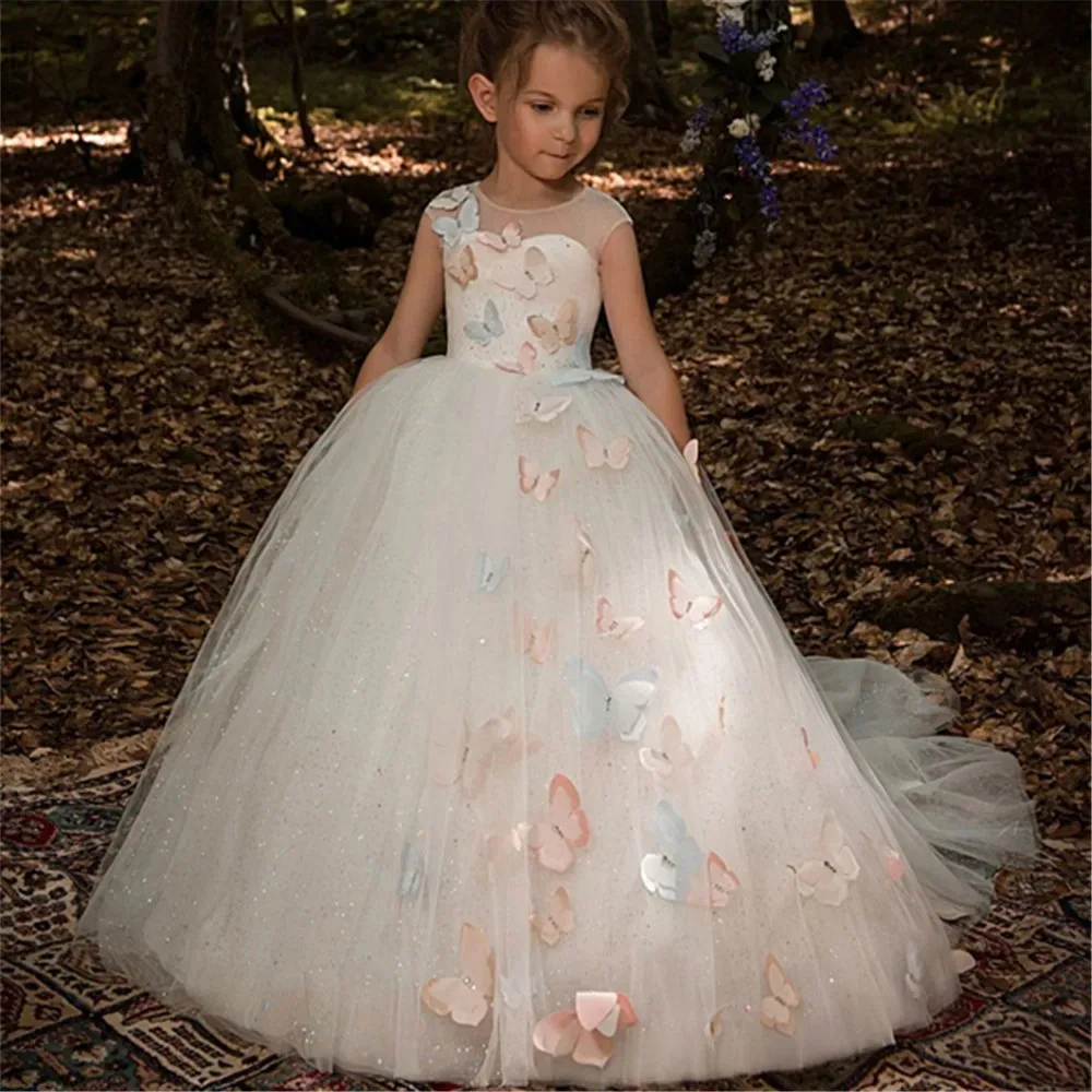 Customized White Flower Girl Dress for Wedding Butterfly Appliques Floor Length Princess Child First Birthday Party Ball Gowns
Customized White Flower Girl Dress for Wedding Butterfly Appliques Floor Length Princess Child First Birthday Party Ball Gowns
