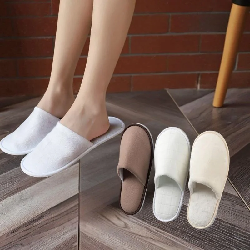 Winter Closed Toe Non-slip Hotel Slippers Autumn Warm Fur Soft slippers Indoor Bedroom Plush Slippers for Couples Home Shoes
Winter Closed Toe Non-slip Hotel Slippers Autumn Warm Fur Soft slippers Indoor Bedroom Plush Slippers for Couples Home Shoes