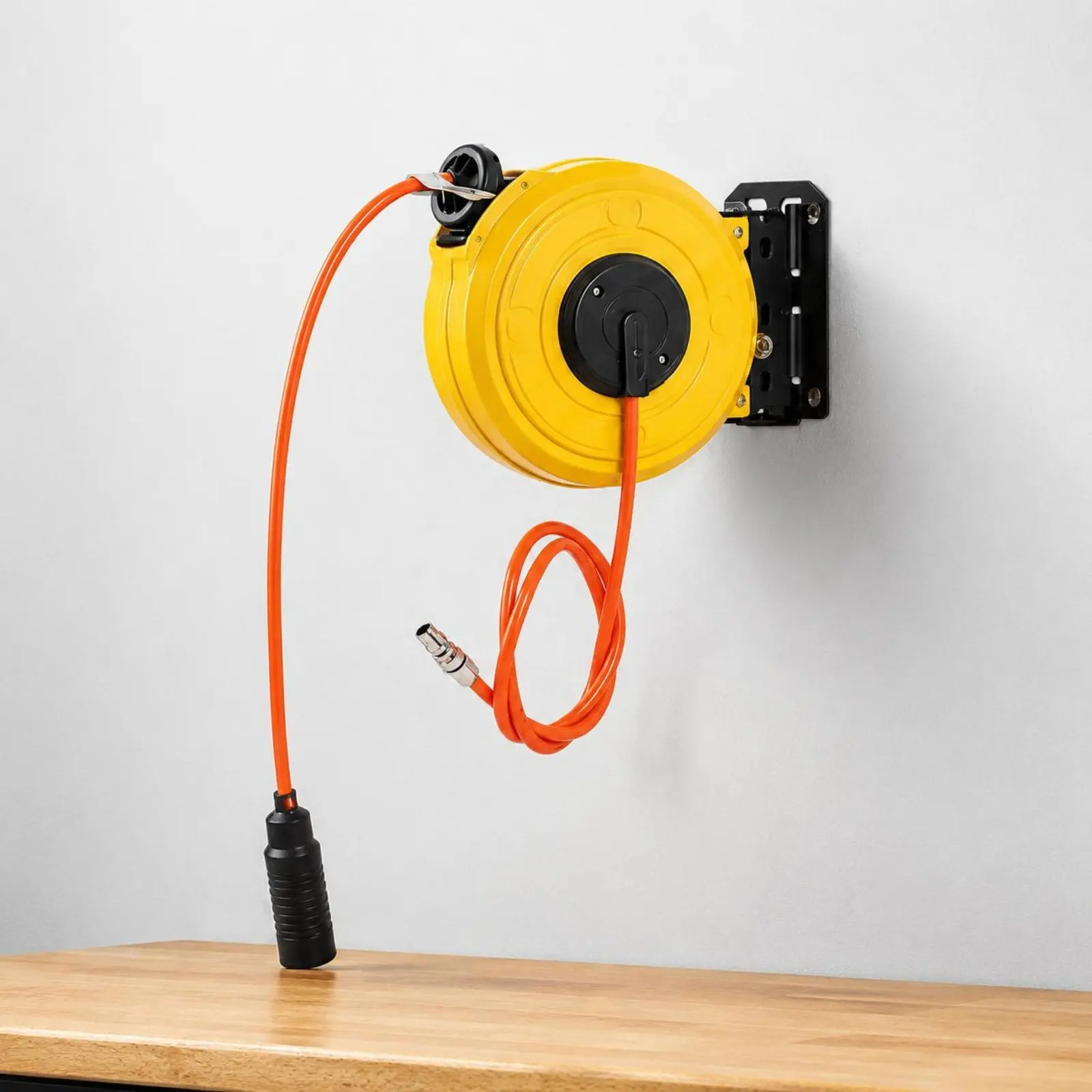 Automatic Retractable Air Hose Reel Ribbed Grip Garage Gear for Workshop
Automatic Retractable Air Hose Reel Ribbed Grip Garage Gear for Workshop