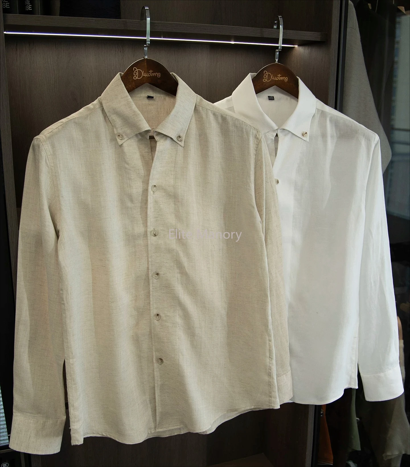 Thin and relaxed summer wear with Cuban old money style long-sleeved shirt
Thin and relaxed summer wear with Cuban old money style long-sleeved shirt