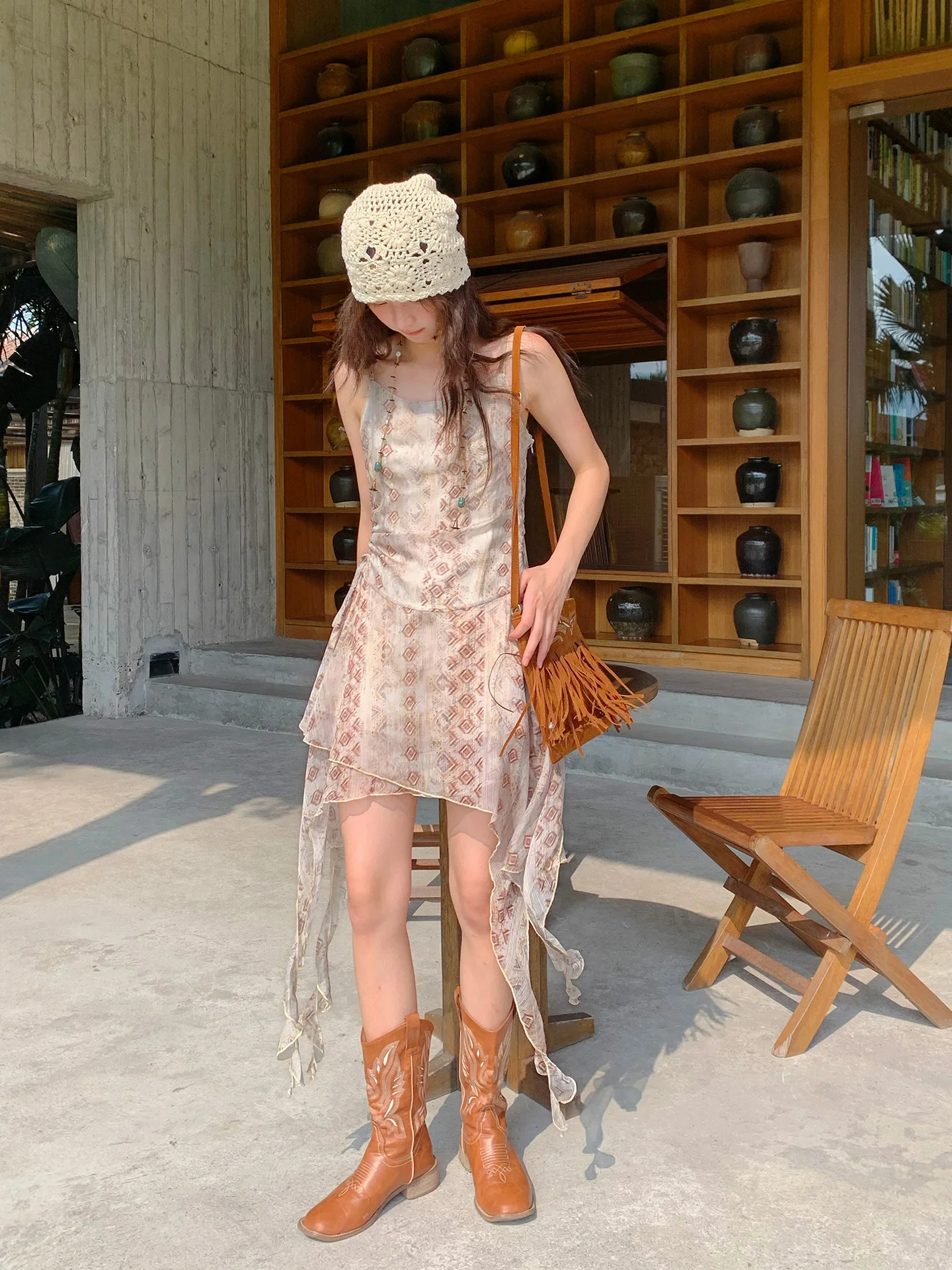 Retro Elegant Summer Vacation Style Dress Asymmetrical Waist Cinching Short Skirt Women's Fashion High Waist Polyester Gown
Retro Elegant Summer Vacation Style Dress Asymmetrical Waist Cinching Short Skirt Women's Fashion High Waist Polyester Gown
