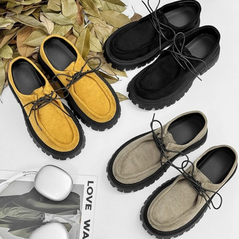 Small-sized Men's Loafer with Unique Thick-soled Flat Heel and Shallow Opening Color-blocked and Fashionable Street Style
Small-sized Men's Loafer with Unique Thick-soled Flat Heel and Shallow Opening Color-blocked and Fashionable Street Style