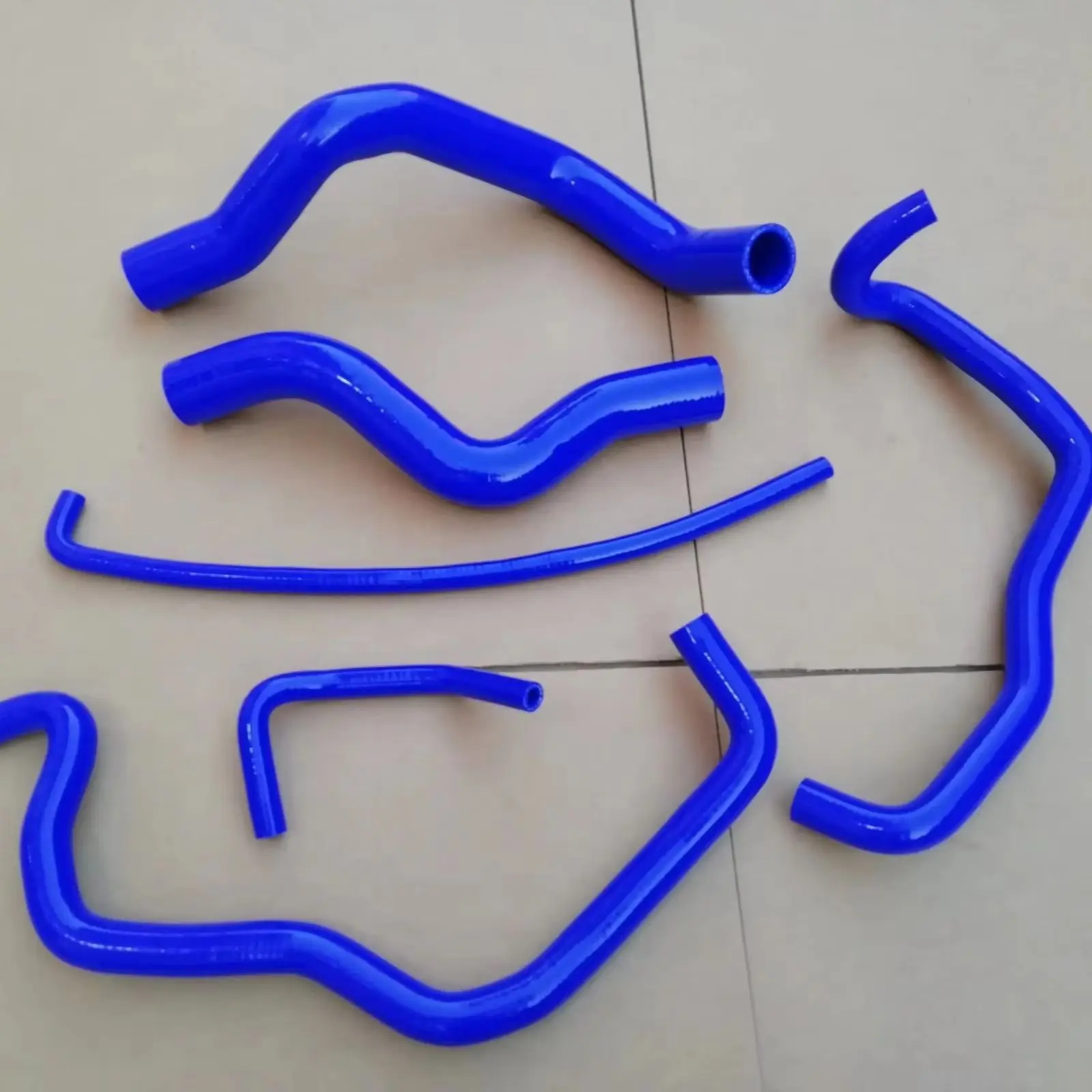 Шланг охлаждающей жидкости, трубка масляного радиатора для Nissan Teana J31 TNJ31 QR20DE QR25DE AT 2006-2008 21501-9Y600 21503-9Y600
Шланг охлаждающей жидкости, трубка масляного радиатора для Nissan Teana J31 TNJ31 QR20DE QR25DE AT 2006-2008 21501-9Y600 21503-9Y600