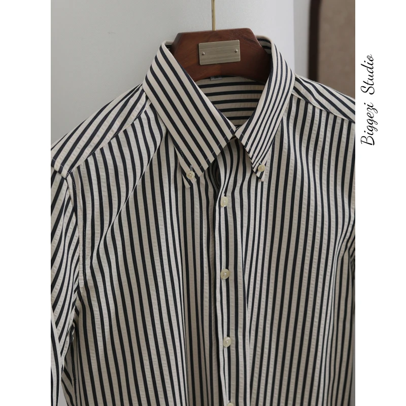 Italian Vintage Bubble Cloth Long Point Collar Iron-Free Slim Fit Business Casual Daily Wear Striped Shirt Fashionable Urban ...
Italian Vintage Bubble Cloth Long Point Collar Iron-Free Slim Fit Business Casual Daily Wear Striped Shirt Fashionable Urban ...