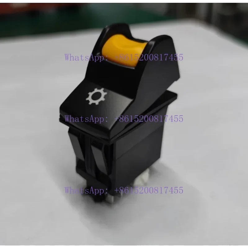 Main Clutch Switch Construction Truck Loading Truck Forklift Parts Rocker Switch Parts
Main Clutch Switch Construction Truck Loading Truck Forklift Parts Rocker Switch Parts