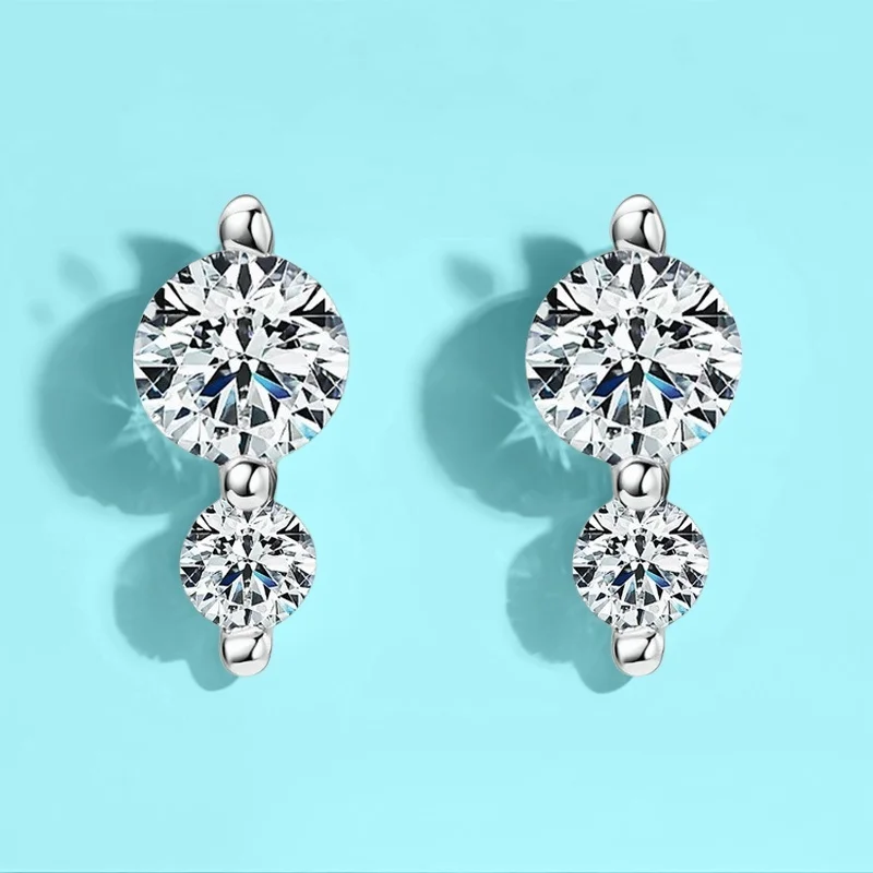 S925 Silver Teardrop Moissanite D Color Earrings GBA Certified Minimalist Versatile Lightweight For Women With Free Gift Box
S925 Silver Teardrop Moissanite D Color Earrings GBA Certified Minimalist Versatile Lightweight For Women With Free Gift Box