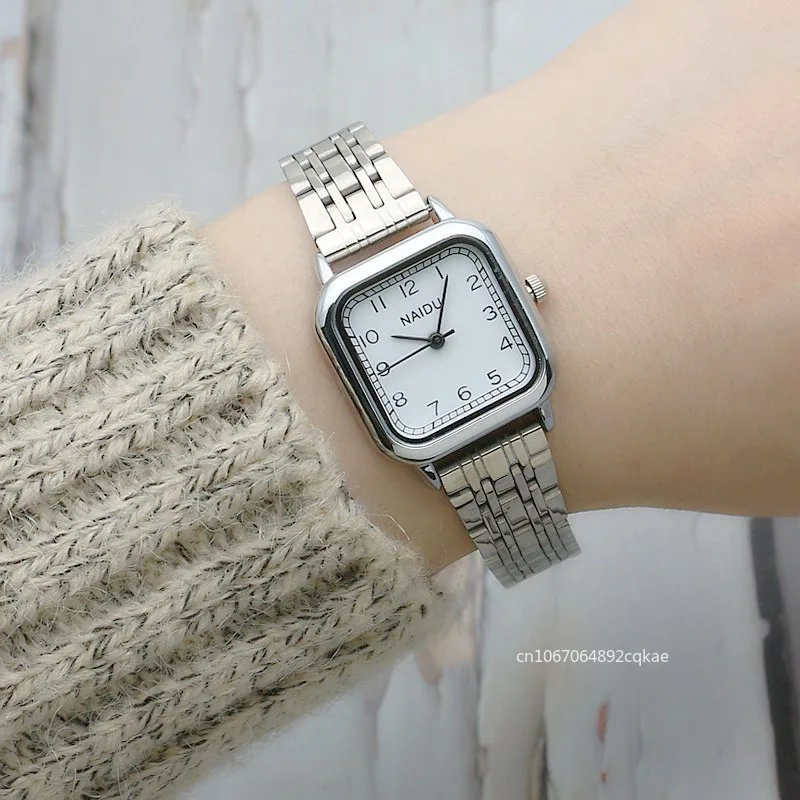 Fashion Trend Stainless Steel Women Watch Casual Sliver Elegant Square Women Wrist Watch Clock Gift Relogio Feminino Wholesale
Fashion Trend Stainless Steel Women Watch Casual Sliver Elegant Square Women Wrist Watch Clock Gift Relogio Feminino Wholesale