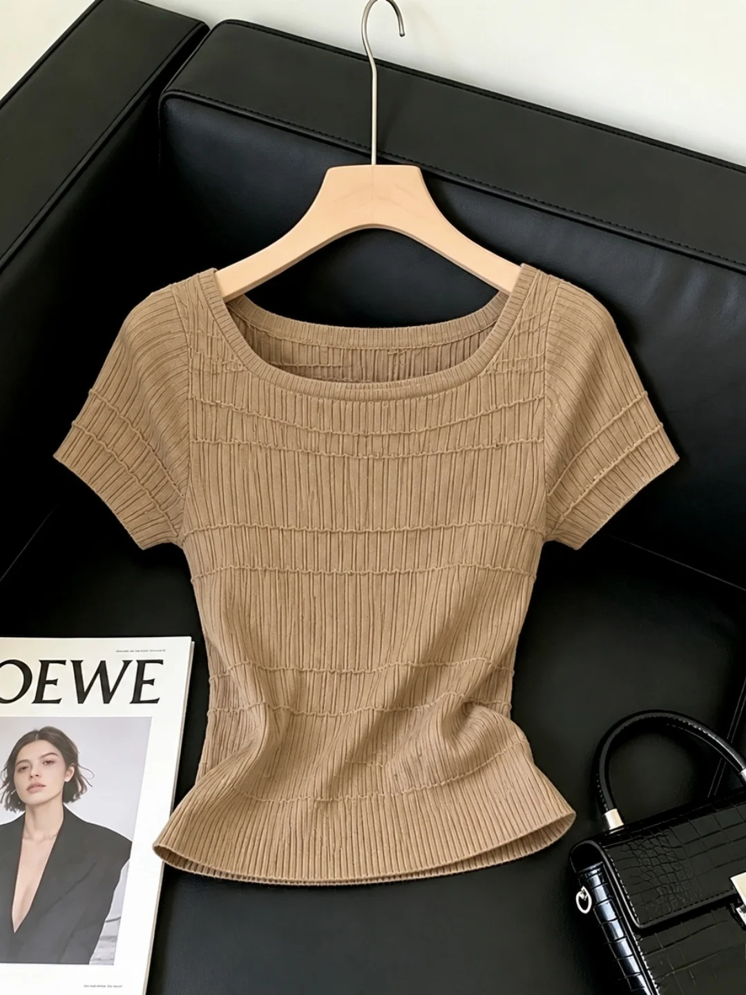 Korean Style Ice Silk Knitted Short Sleeve Sweater Pure Color Versatile round Neck Pullover Summer Fashion Anti-Aging Top
Korean Style Ice Silk Knitted Short Sleeve Sweater Pure Color Versatile round Neck Pullover Summer Fashion Anti-Aging Top