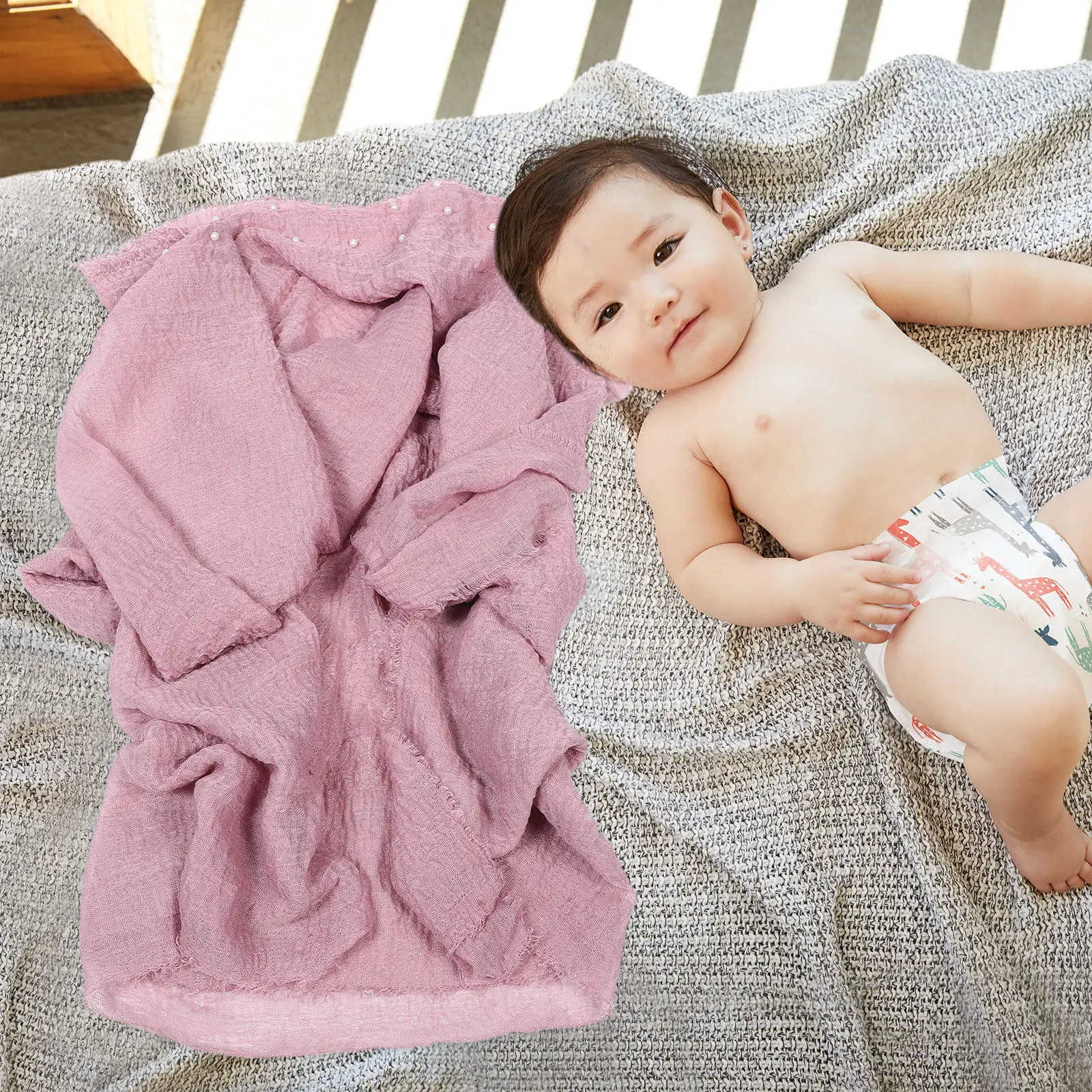 1Set Baby Photography Props Set Elegant Swaddle Wrap and Headband for Newborn Photos Indoor Outdoor
1Set Baby Photography Props Set Elegant Swaddle Wrap and Headband for Newborn Photos Indoor Outdoor