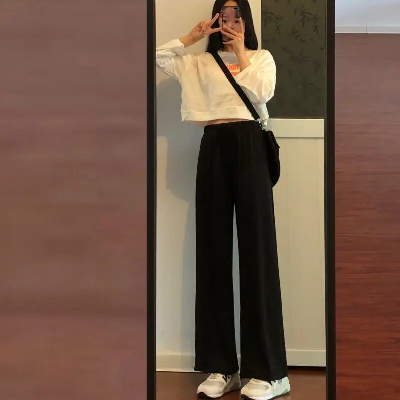 High Waist Wide Leg Pants Women's Summer Thin Ice Silk Cool Loose Casual Straight Leg Trousers Slimming Versatile Nine-Piece ...
High Waist Wide Leg Pants Women's Summer Thin Ice Silk Cool Loose Casual Straight Leg Trousers Slimming Versatile Nine-Piece ...