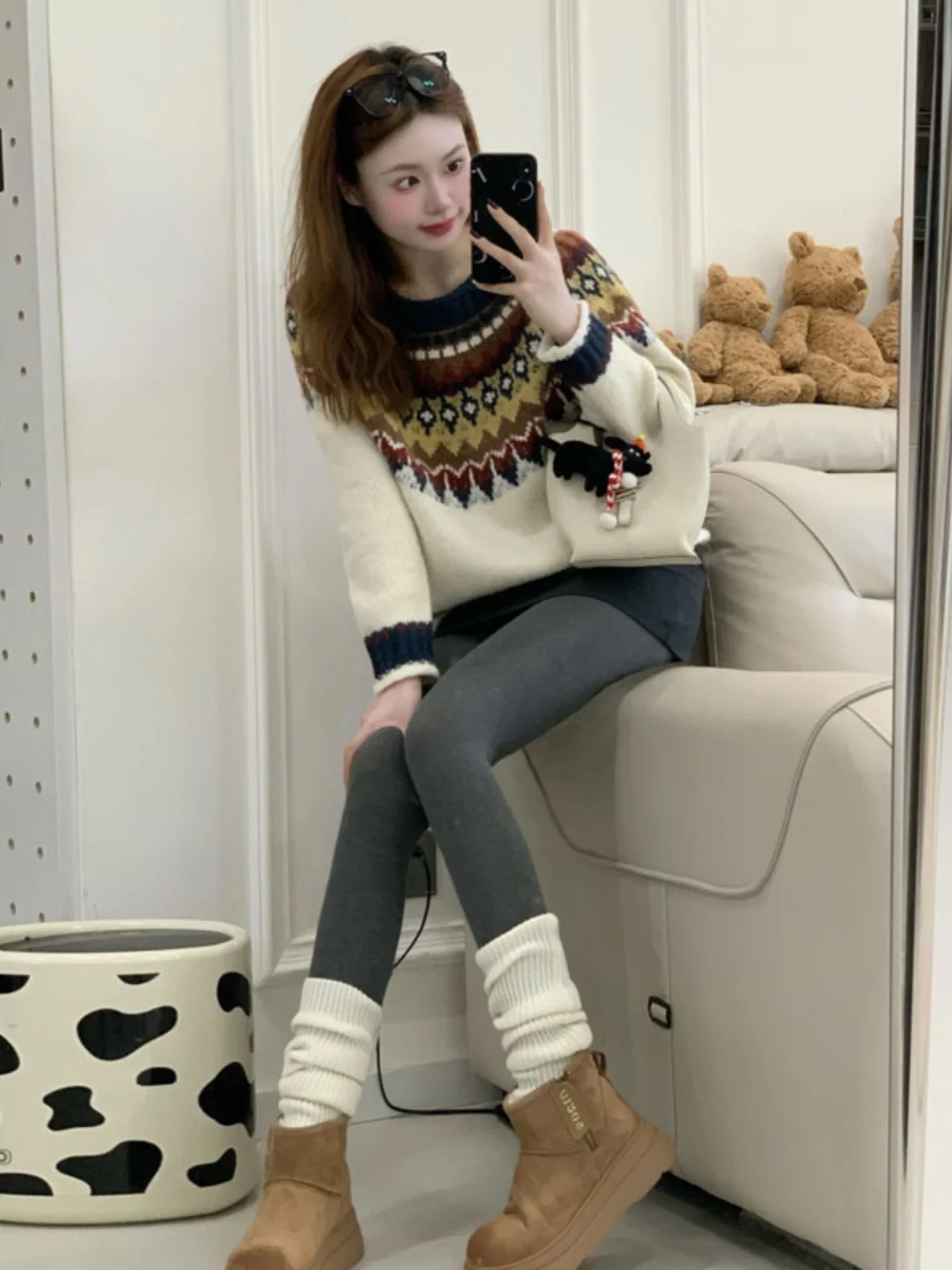 Вязаный свитер Laid-ba Thi: модный, в стиле преппи, свободного кроя, весна 2026, трендовый топ, женская повседневная одежда, с длинными рукавами, круглый вырез...
Вязаный свитер Laid-ba Thi: модный, в стиле преппи, свободного кроя, весна 2026, трендовый топ, женская повседневная одежда, с длинными рукавами, круглый вырез...