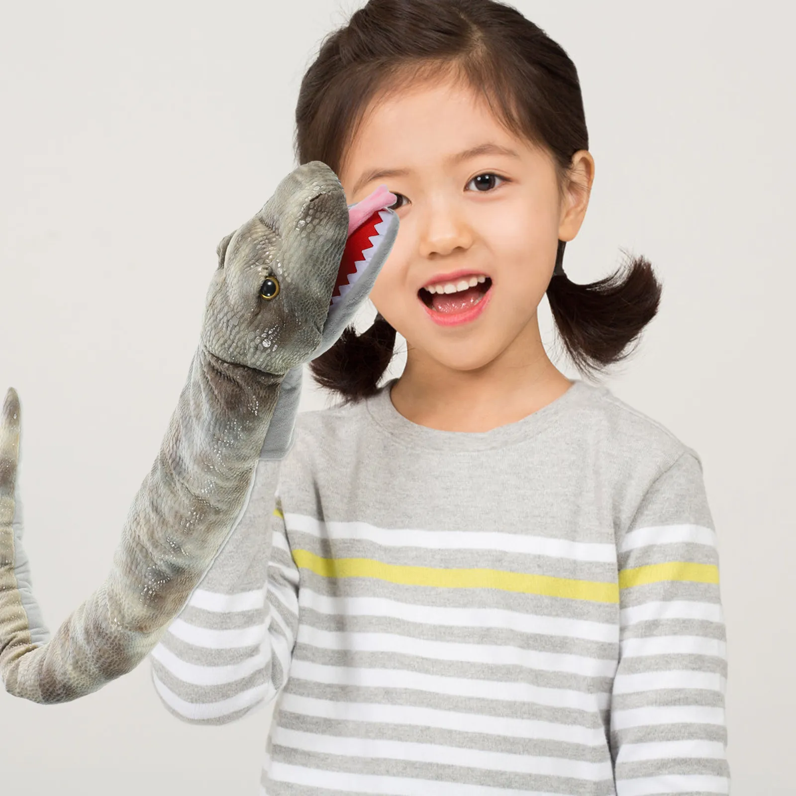 Snake Hand Puppet Soft Stuffed Animal Realistic Snake Shape Interactive Storytelling Hand Puppet for Kids Parent Child
Snake Hand Puppet Soft Stuffed Animal Realistic Snake Shape Interactive Storytelling Hand Puppet for Kids Parent Child