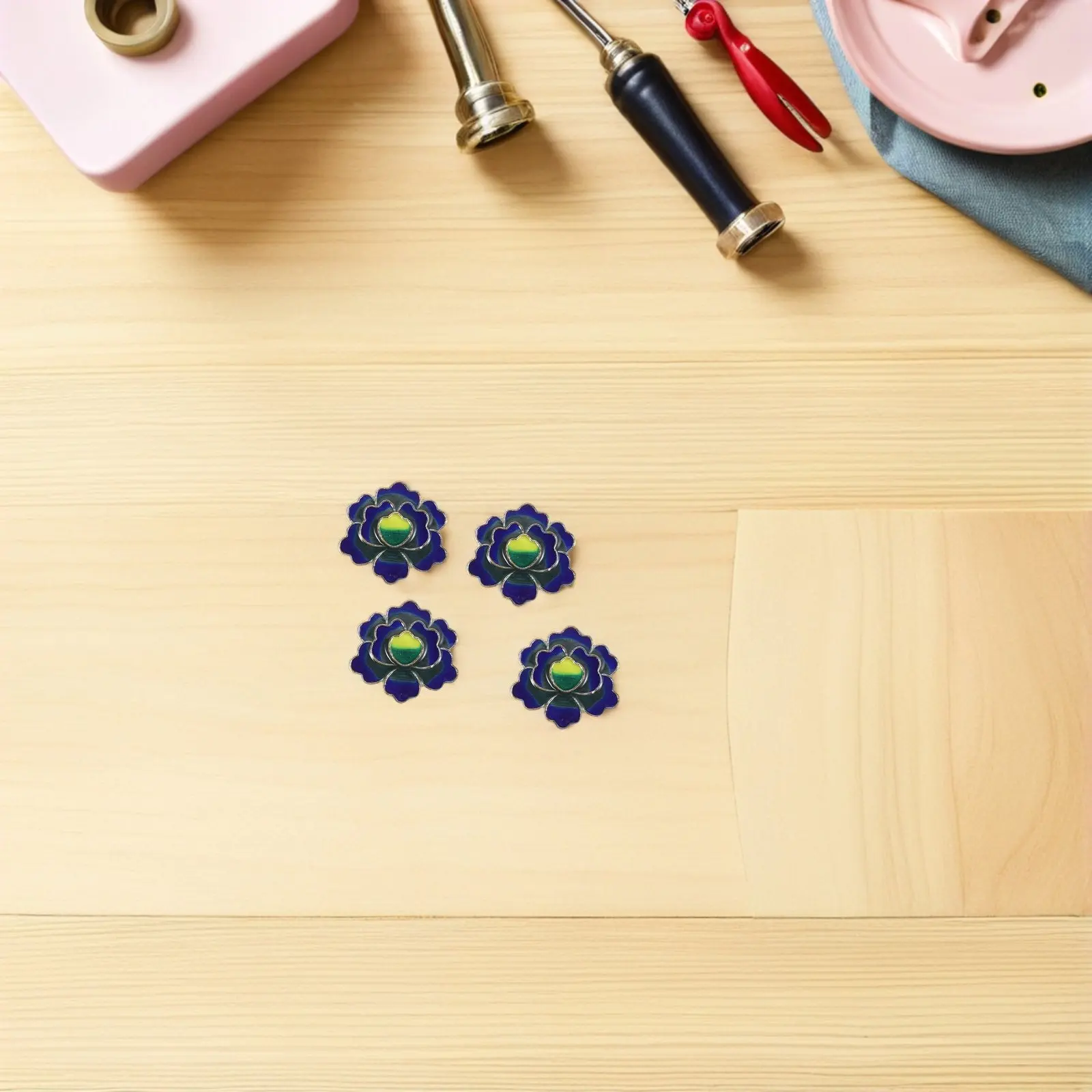 5Pcs Vintage Lotus Flower Spacer Beads Flat Alloy Four Hole Jewelry Making Supplies for Bracelets Necklaces Earrings DIY Craft
5Pcs Vintage Lotus Flower Spacer Beads Flat Alloy Four Hole Jewelry Making Supplies for Bracelets Necklaces Earrings DIY Craft