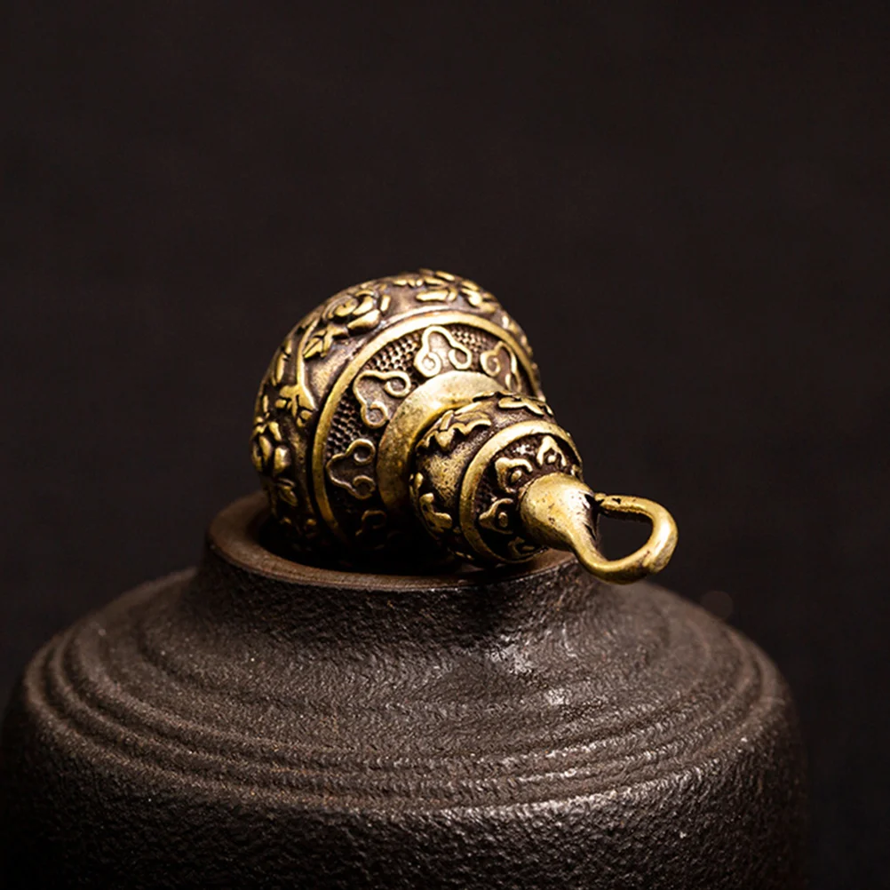 3pcs Brass Gourd Keychain Pendants Handmade Key Ring Hanging Accessories Engraved Design Portable Bag Decorations
3pcs Brass Gourd Keychain Pendants Handmade Key Ring Hanging Accessories Engraved Design Portable Bag Decorations