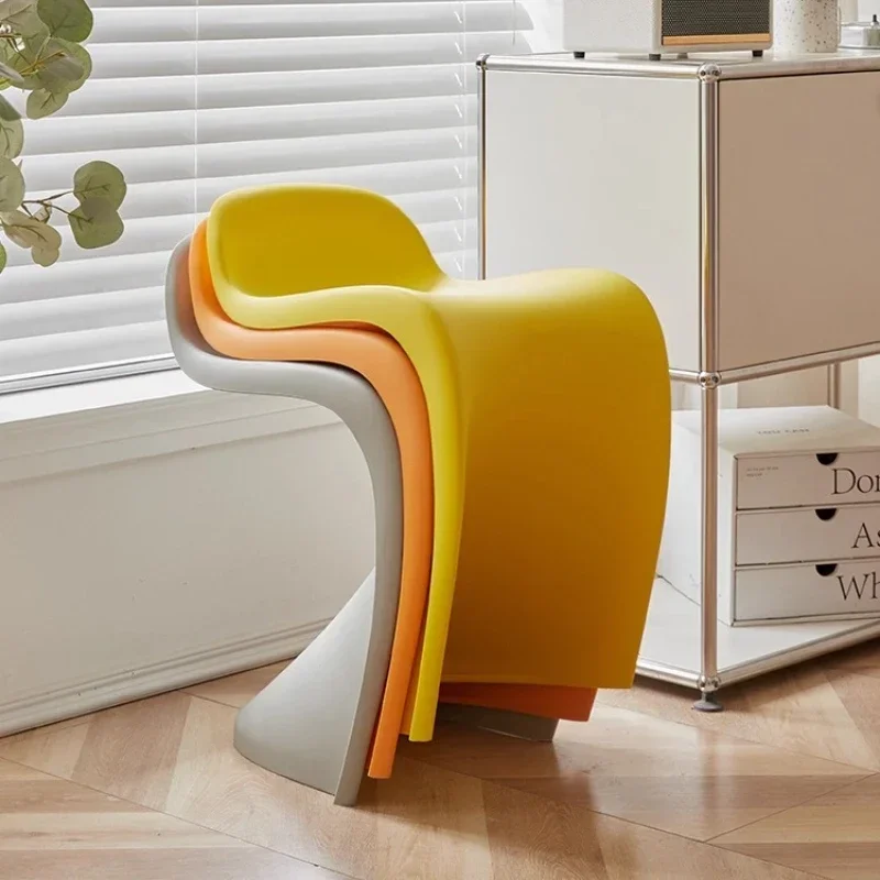 Dinner Chairs Modern Stackable Thickened Plastic Pantone Chair Dining Room Chairs for Kitchen Home Furniture Leisure Chair
Dinner Chairs Modern Stackable Thickened Plastic Pantone Chair Dining Room Chairs for Kitchen Home Furniture Leisure Chair