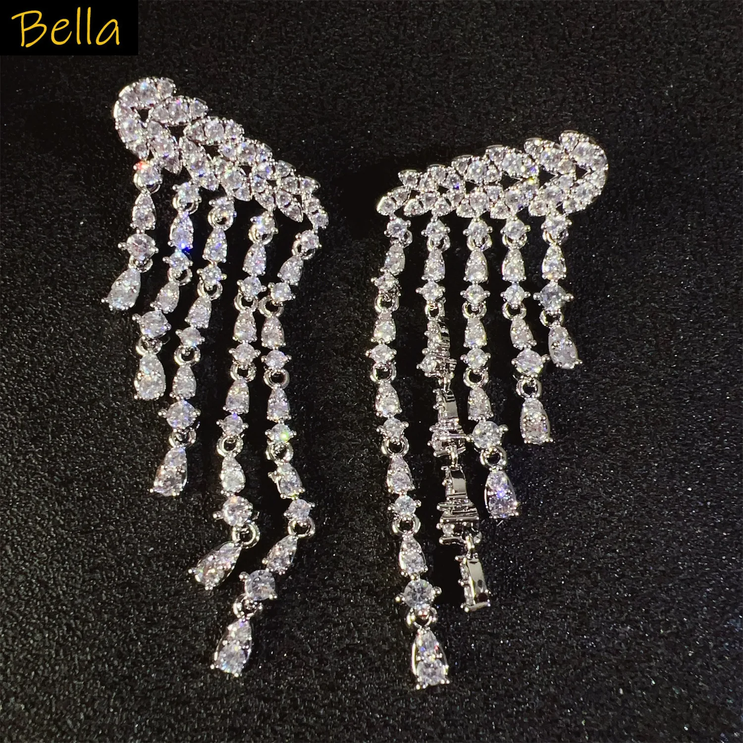 White Zirconia Long Earrings for Women Luxury Jewelry Small Water Drop Tassel Dangling Earrings Party Gown Jewelry
White Zirconia Long Earrings for Women Luxury Jewelry Small Water Drop Tassel Dangling Earrings Party Gown Jewelry