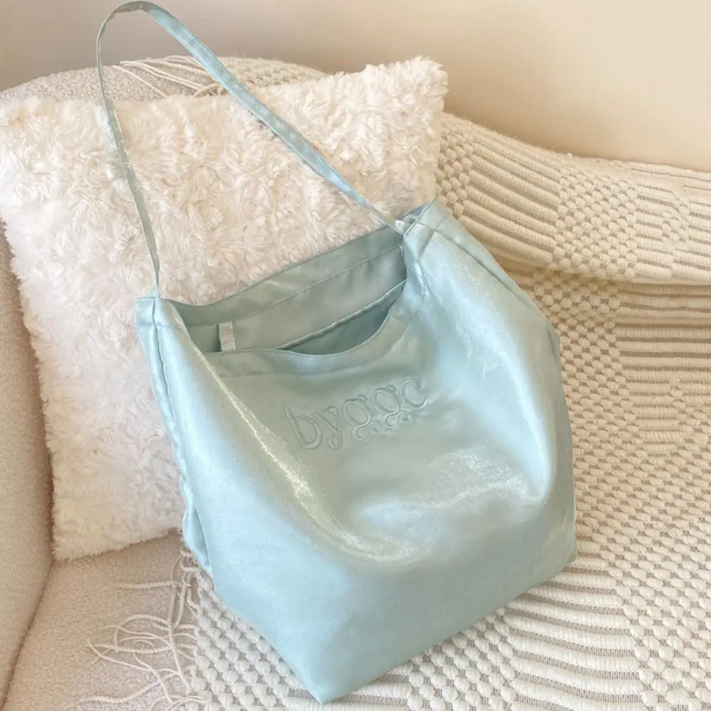 Simple Cloth Satin Tote Bag Solid Color Letter Embroidery Shoulder Bag Large Capacity Handbag Daily
Simple Cloth Satin Tote Bag Solid Color Letter Embroidery Shoulder Bag Large Capacity Handbag Daily
