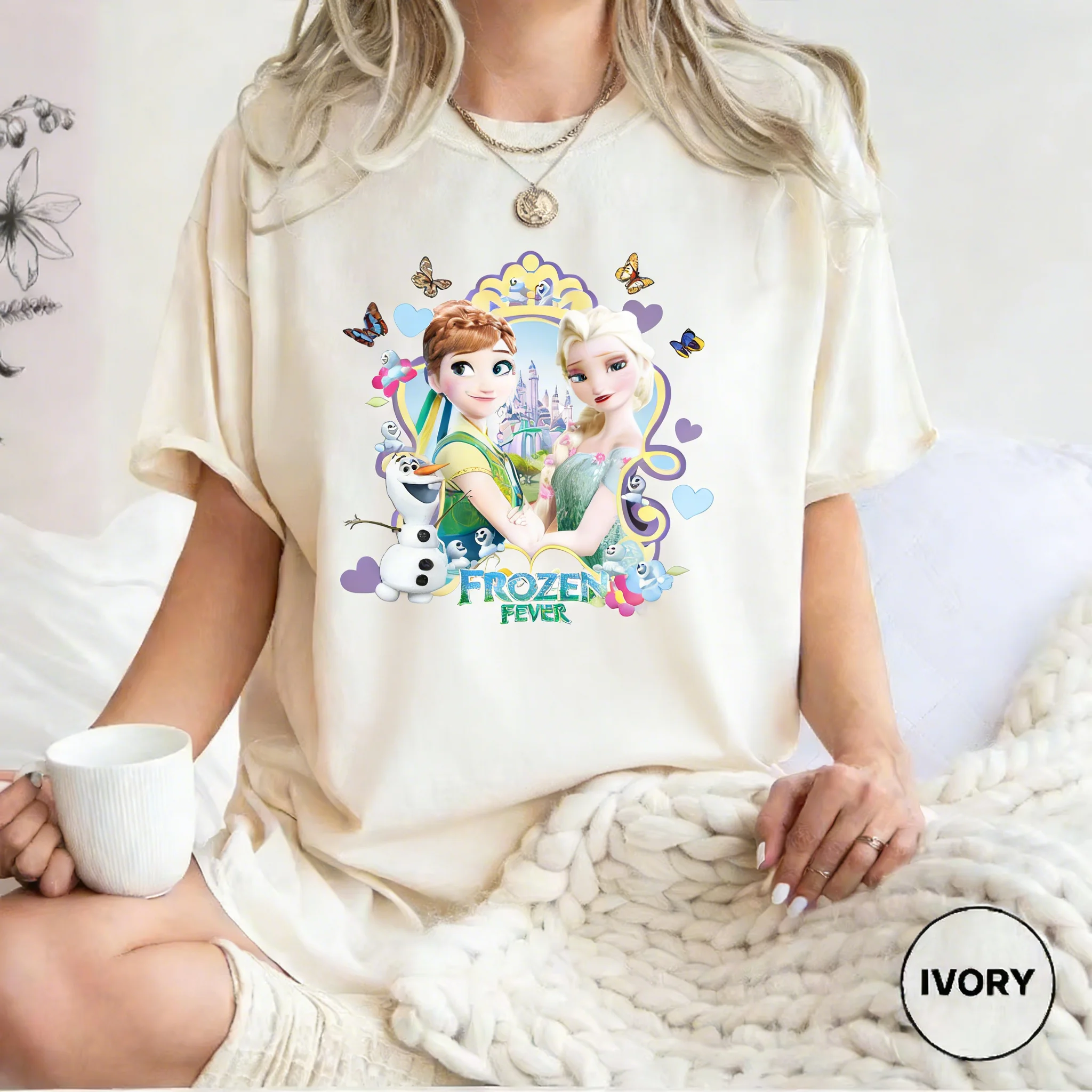 Новая женская футболка с короткими рукавами от Disney Collaboration Frozen с принтом принцессы Эльзы для девочек, модная и повседневная, свободного кроя
Новая женская футболка с короткими рукавами от Disney Collaboration Frozen с принтом принцессы Эльзы для девочек, модная и повседневная, свободного кроя
